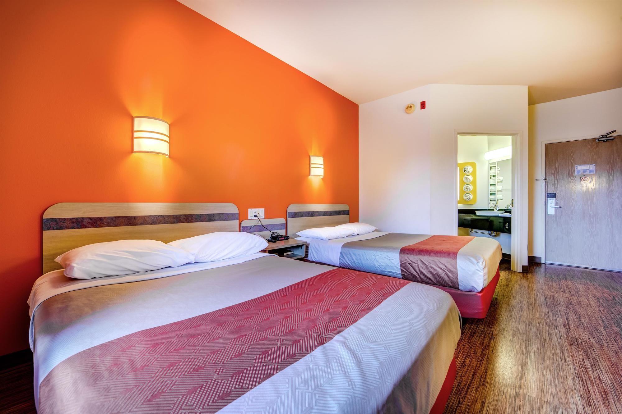 Motel 6-Burlington, On - Toronto West - Oakville المظهر الخارجي الصورة