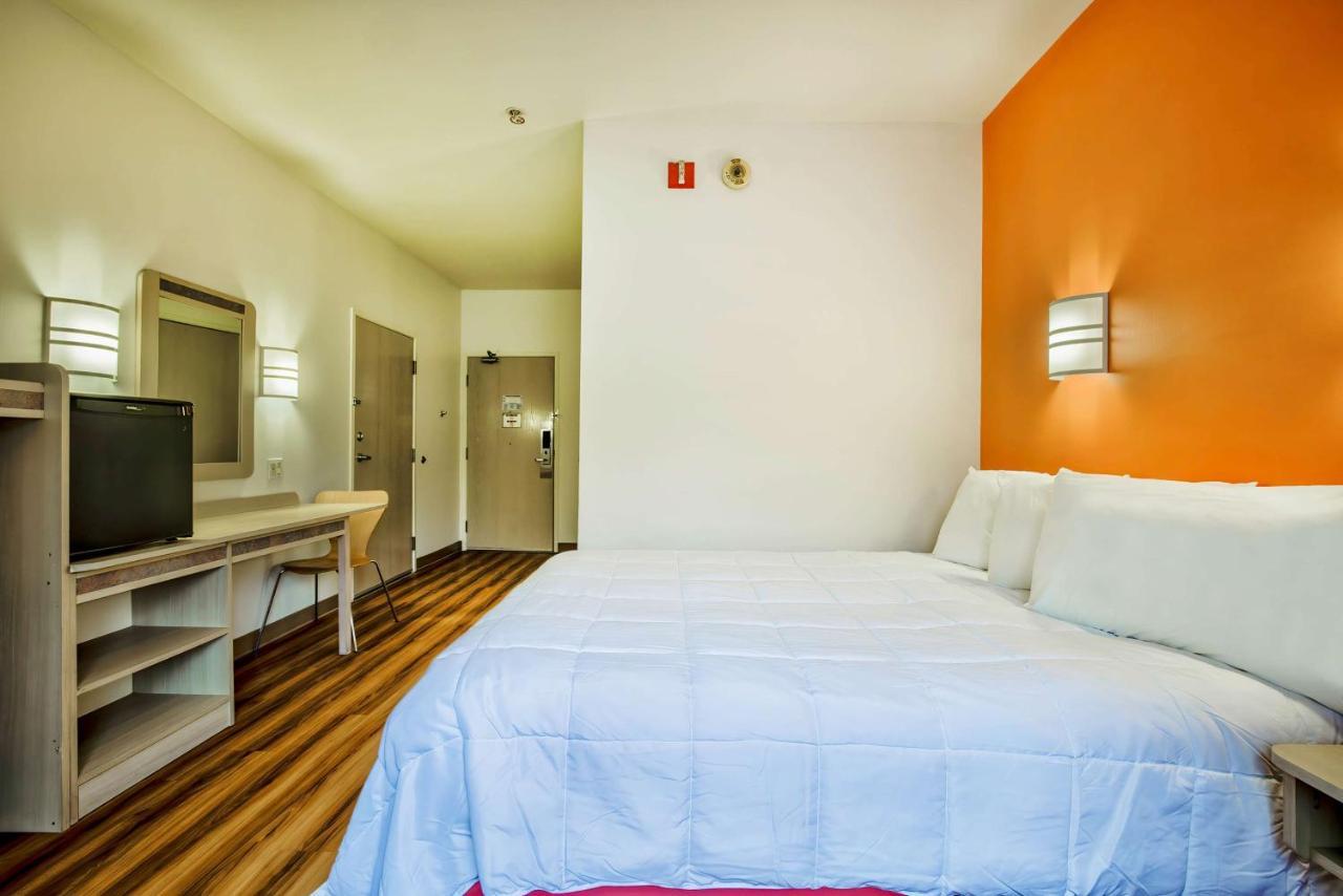Motel 6-Burlington, On - Toronto West - Oakville المظهر الخارجي الصورة