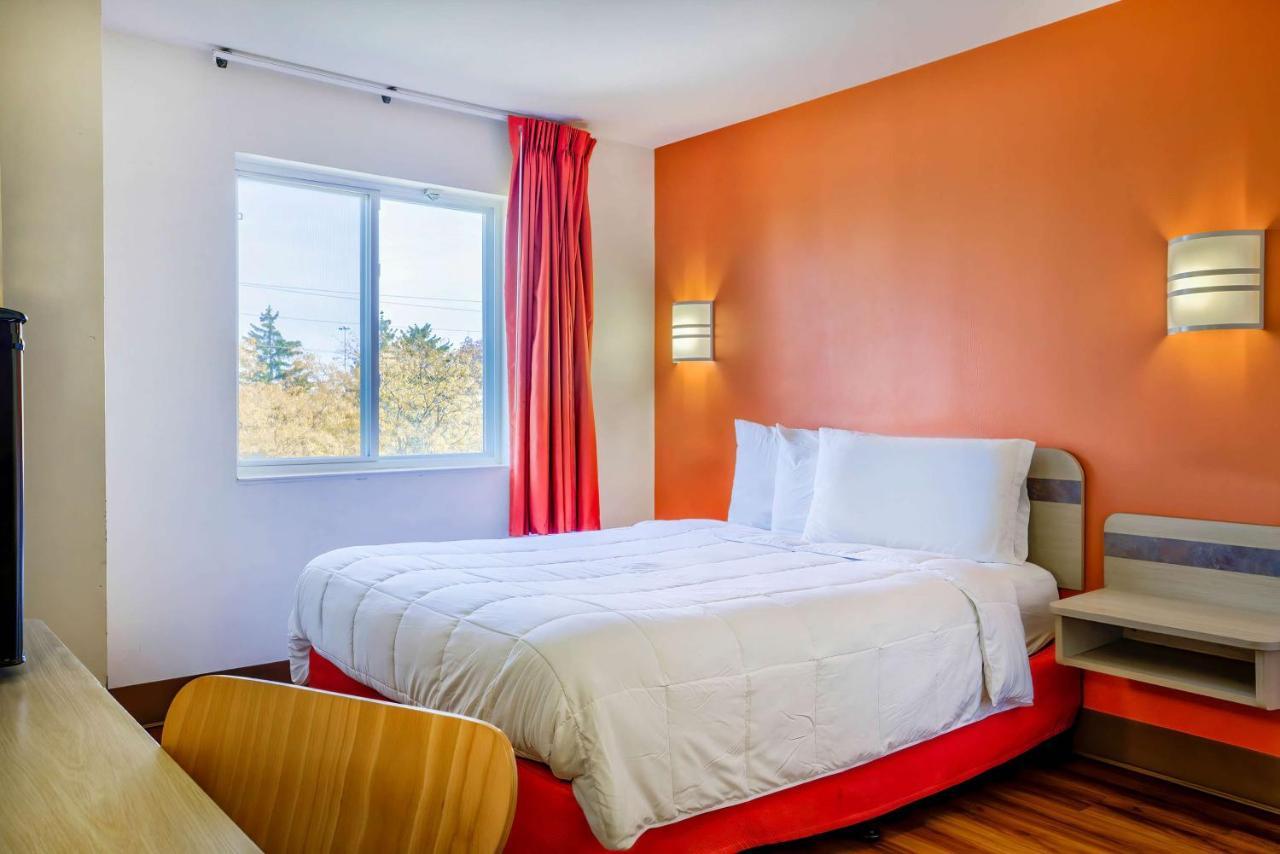 Motel 6-Burlington, On - Toronto West - Oakville المظهر الخارجي الصورة
